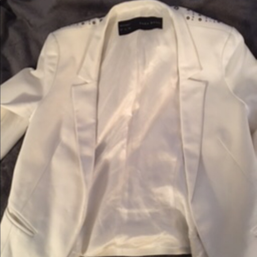 White Zara blazer with grommet design on the back